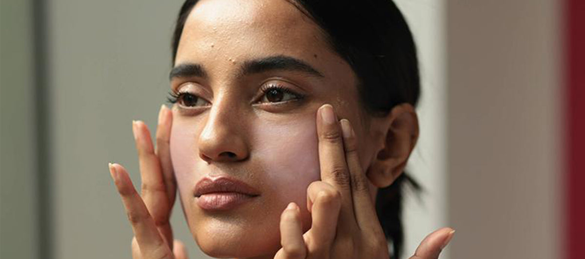 5 Pro Tips To Avoid The White Cast Of Sunscreen