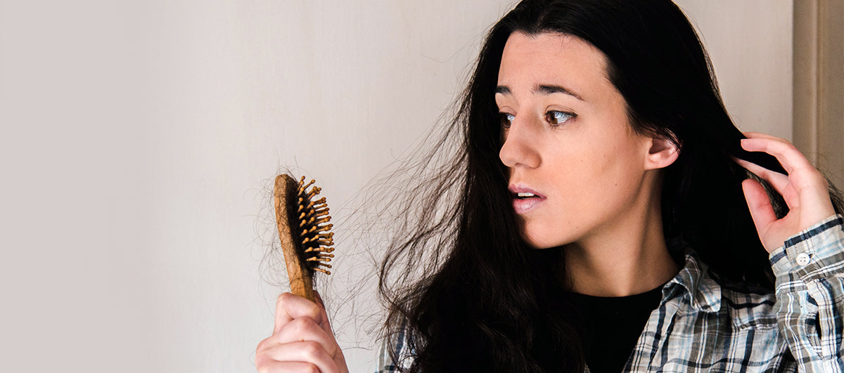 Can Dandruff Cause Hair Loss? - Re'equil