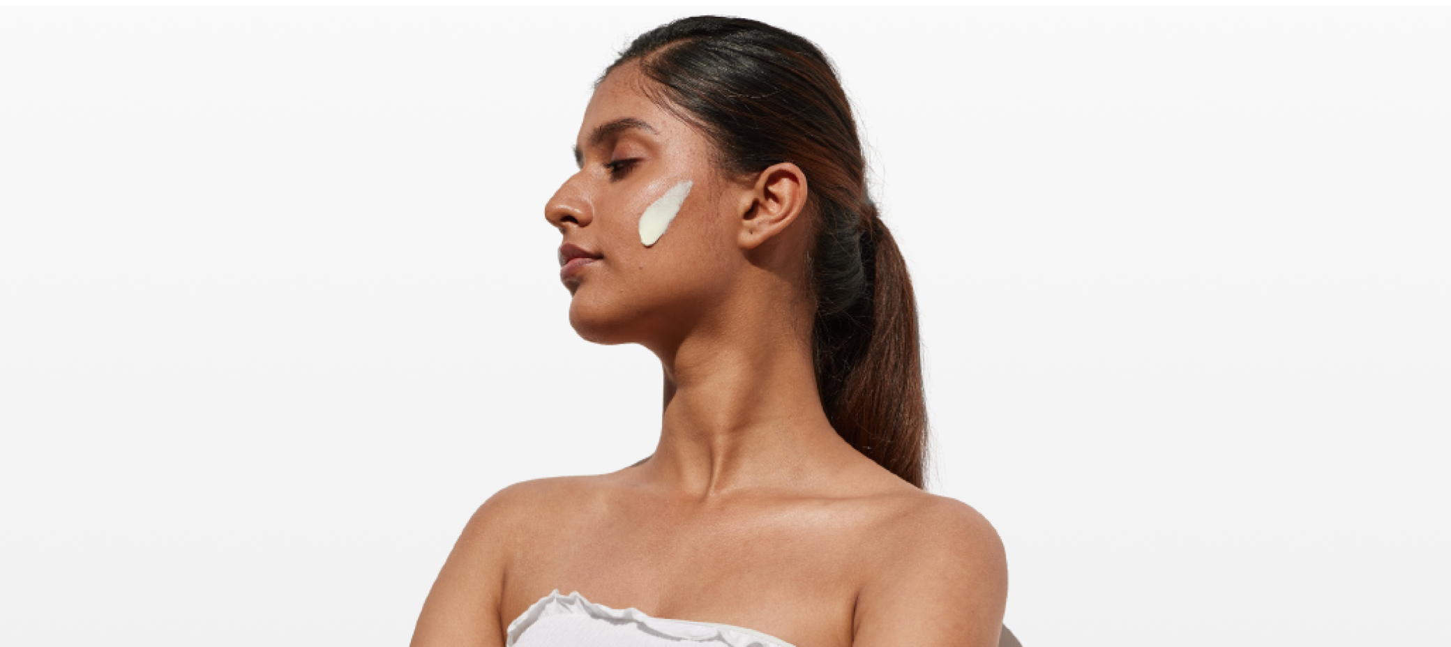 Retinol and Radiance: Timing Your Skincare Journey