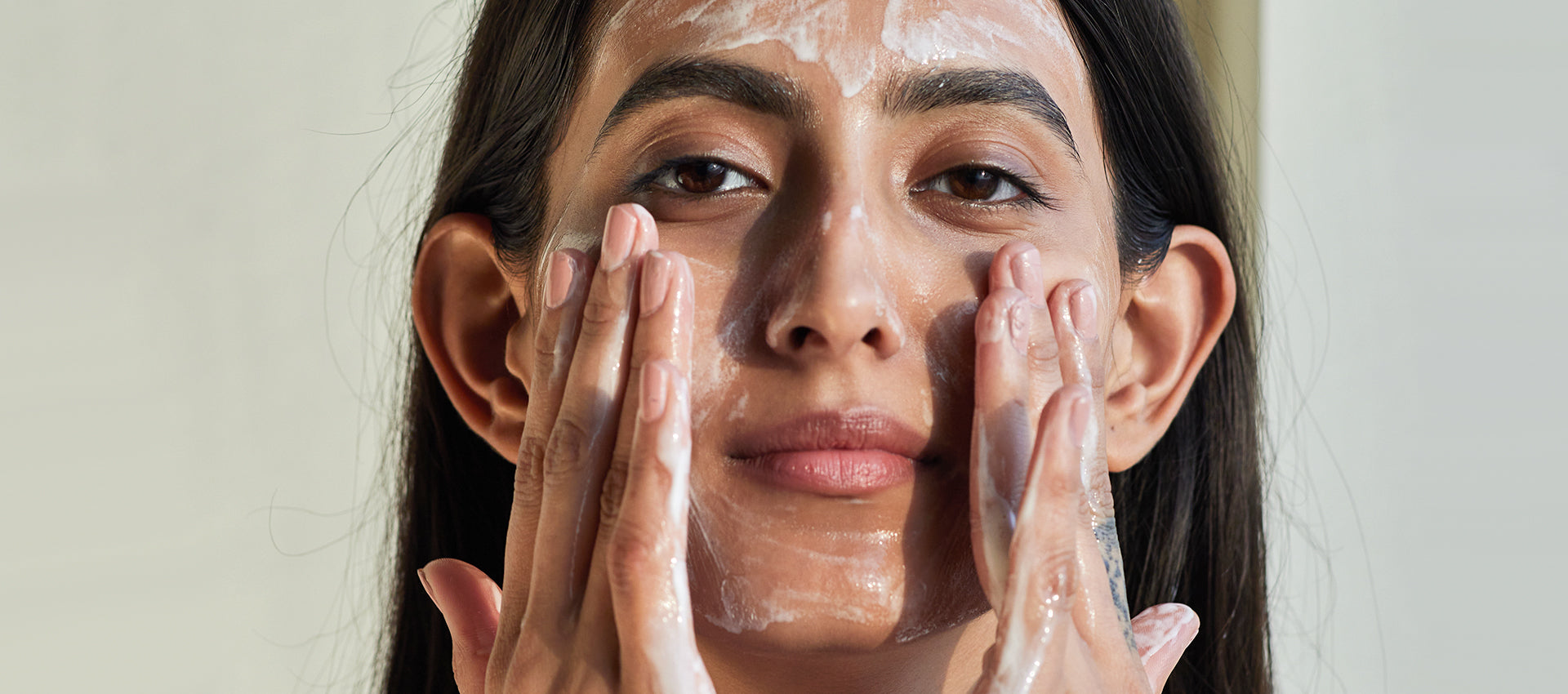 How To Choose A Cleanser For Acne Prone Skin