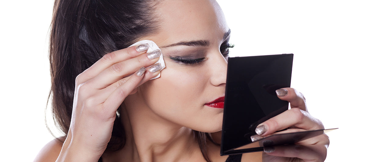 What Do You Need to Know before Using Makeup Wipes?