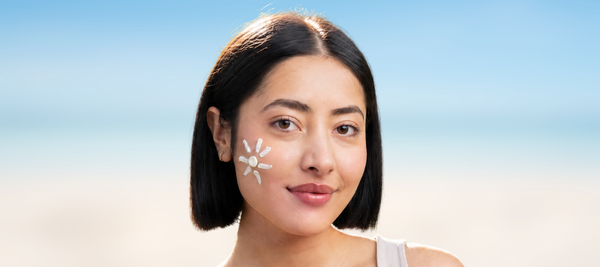 How To Reapply Sunscreen Over Makeup in Indian Summer (Without Melting Your Face)?