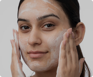 Keeps skin oil-free